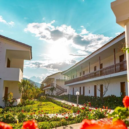 Hotel Agustos Urubamba Exteriör bild