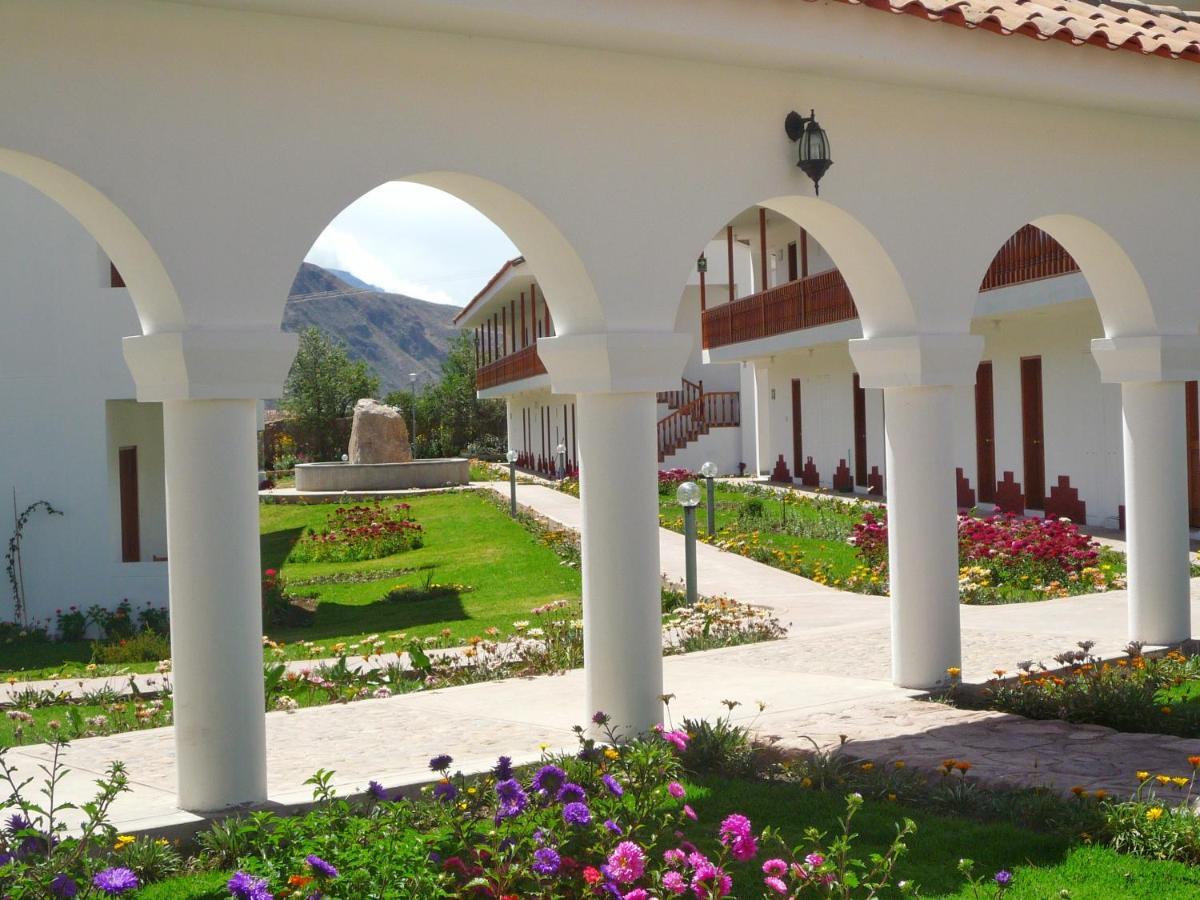Hotel Agustos Urubamba Exteriör bild