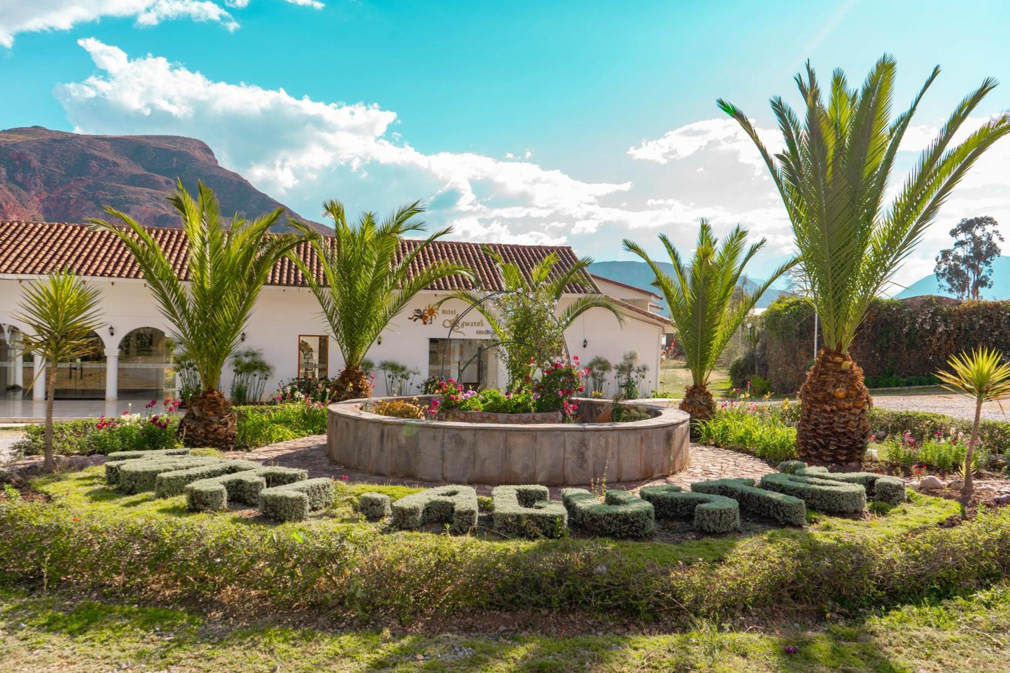 Hotel Agustos Urubamba Exteriör bild