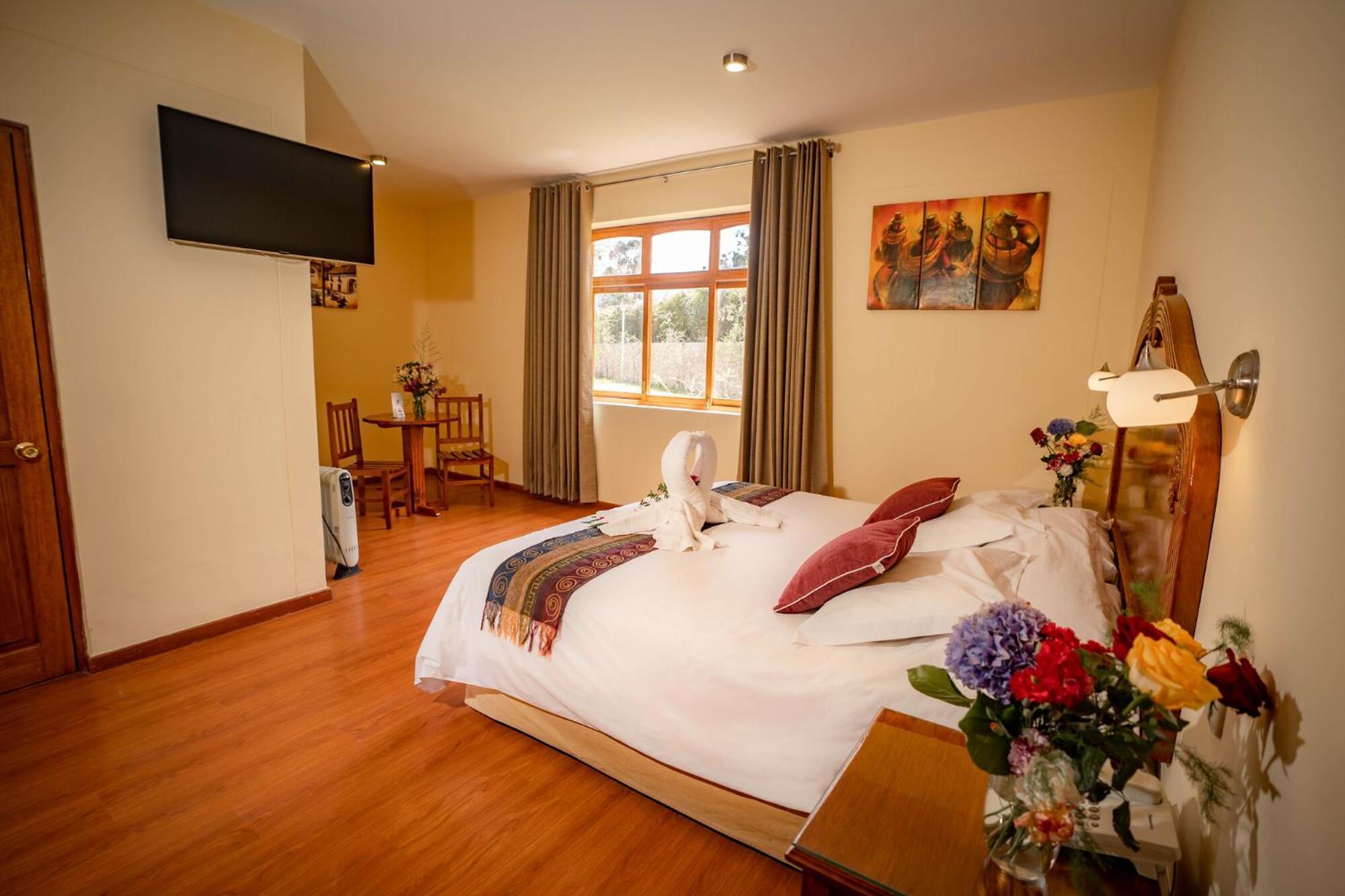 Hotel Agustos Urubamba Exteriör bild