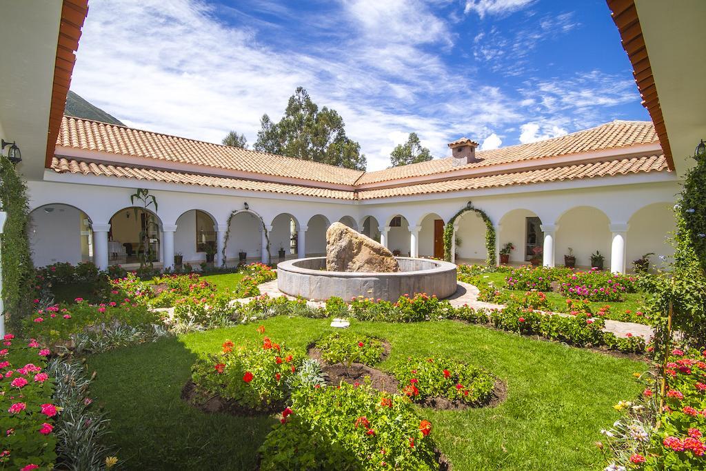 Hotel Agustos Urubamba Exteriör bild